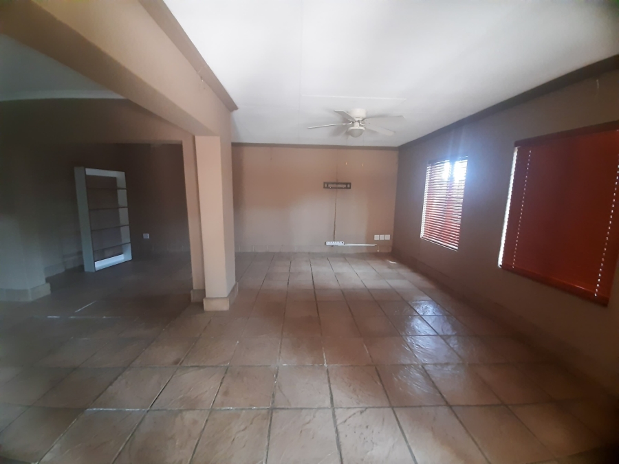 3 Bedroom Property for Sale in Waterval East North West